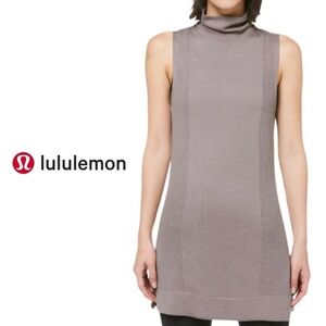 Lululemon Travel The Distance Tunic Dark Chrome - P2P 18"